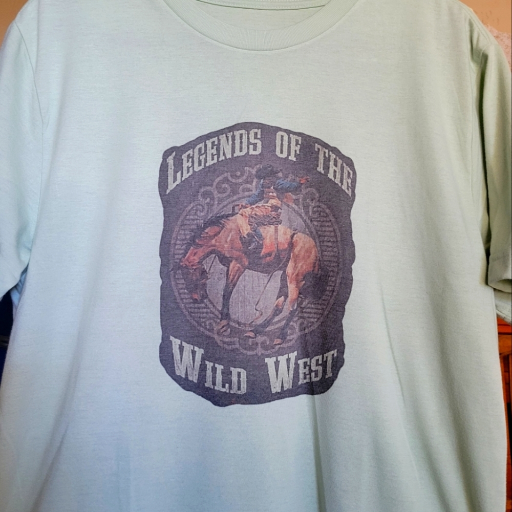 Graphic T